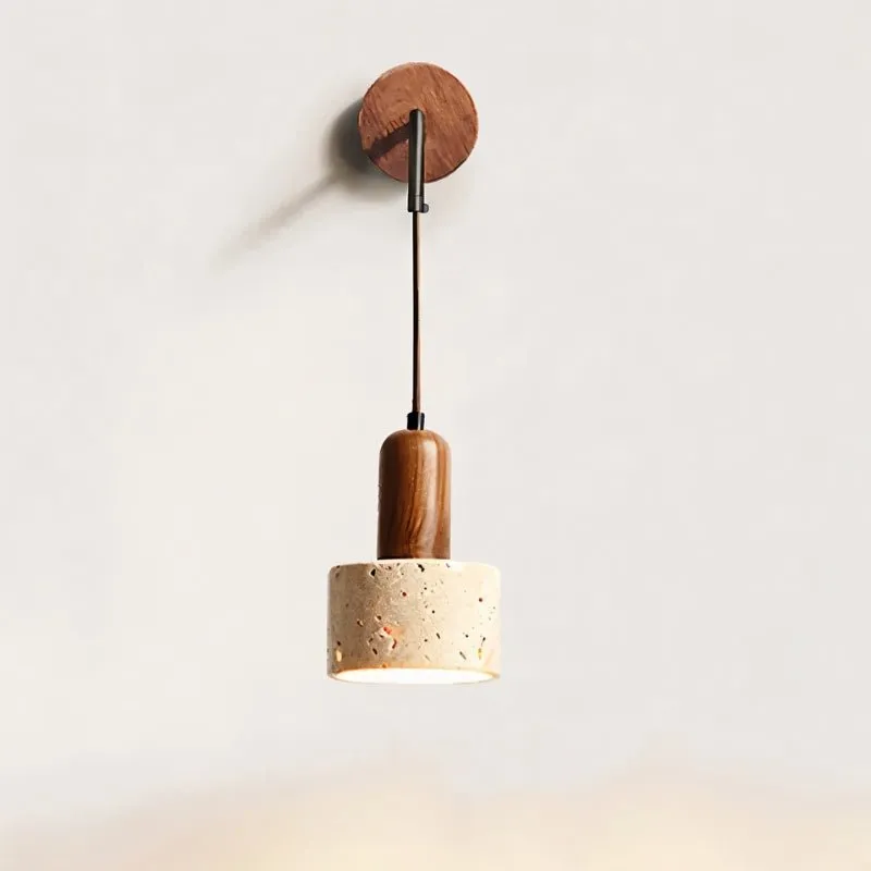 Aluria Wall Lamp