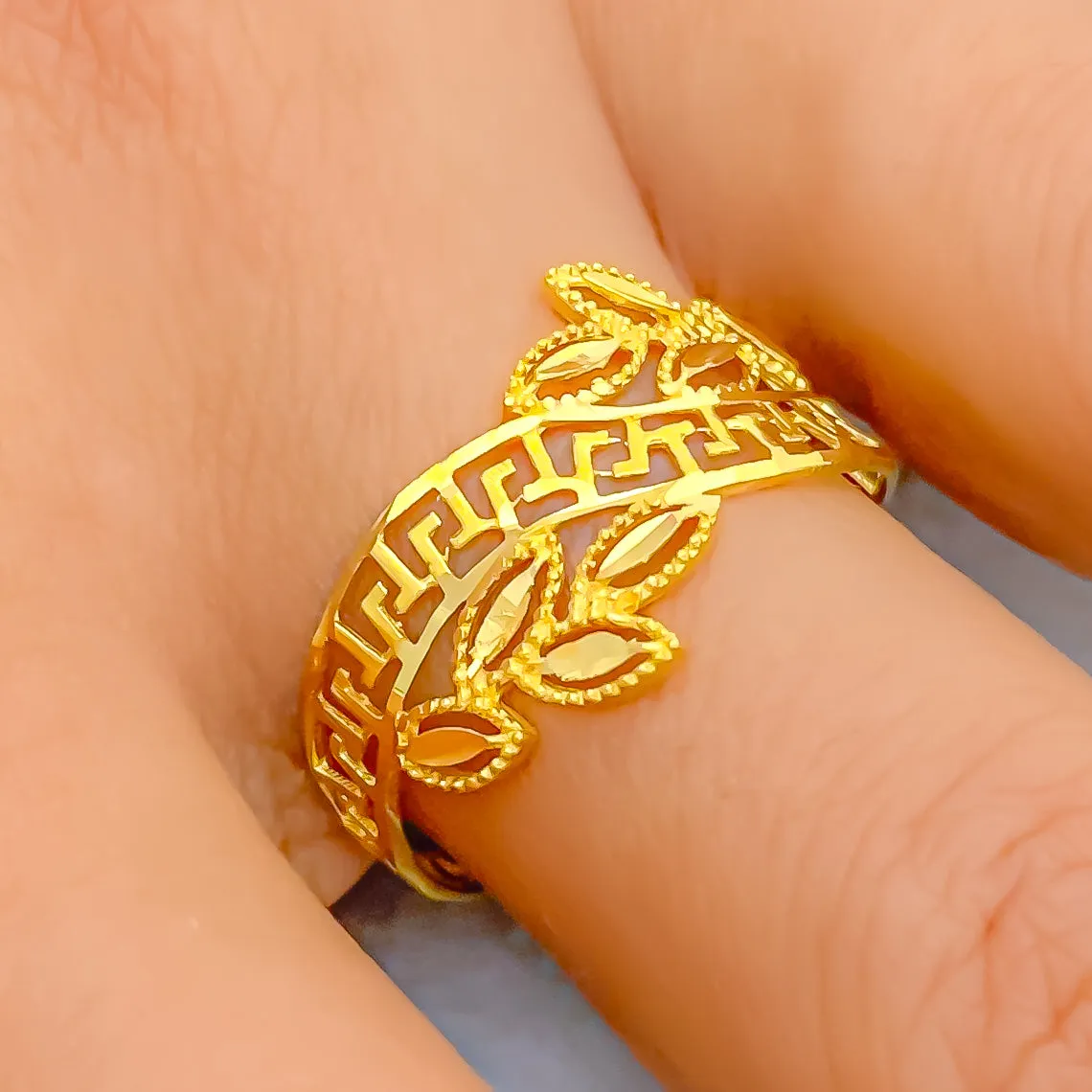 Beautiful Everyday 22k Gold Ring